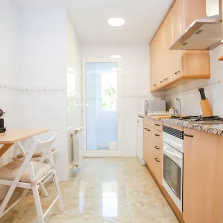Pintor New Modern يوريت دي مار